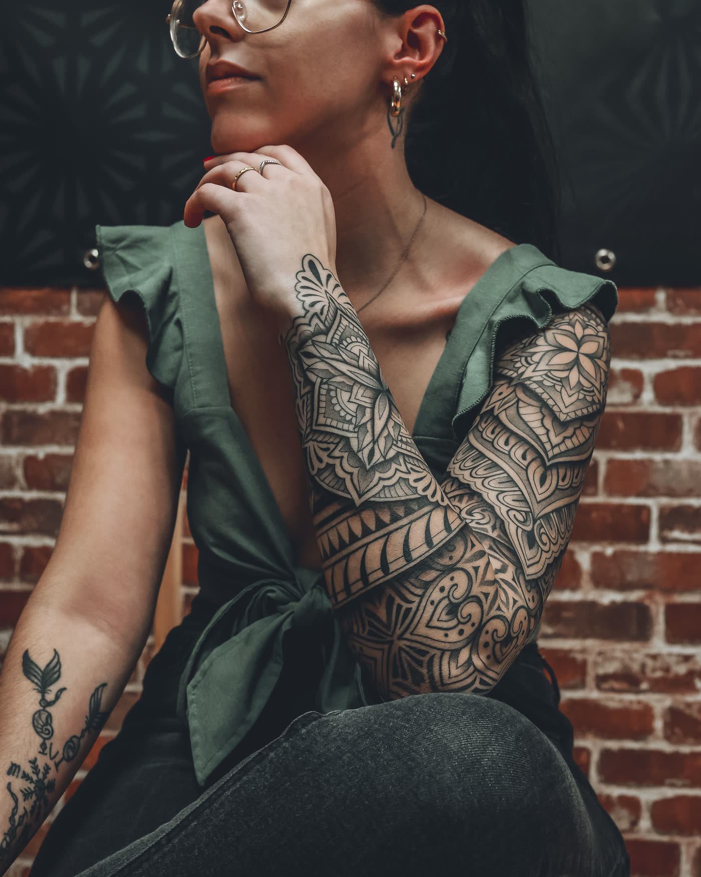 Bras en dentelle ornementale